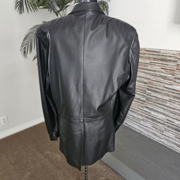 Mens Versace black leather blazer - Picture 4 of 7